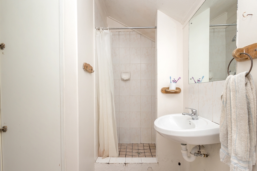 1 Bedroom Property for Sale in Kenilworth Western Cape